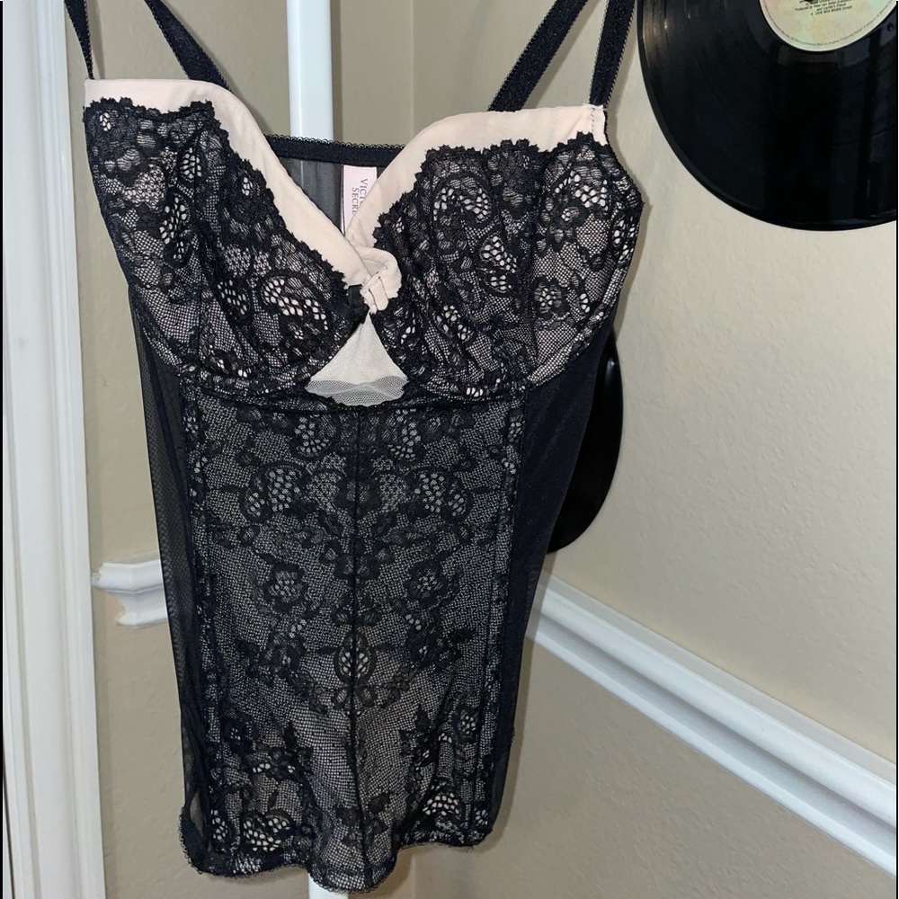 victoria’s secret black corset top